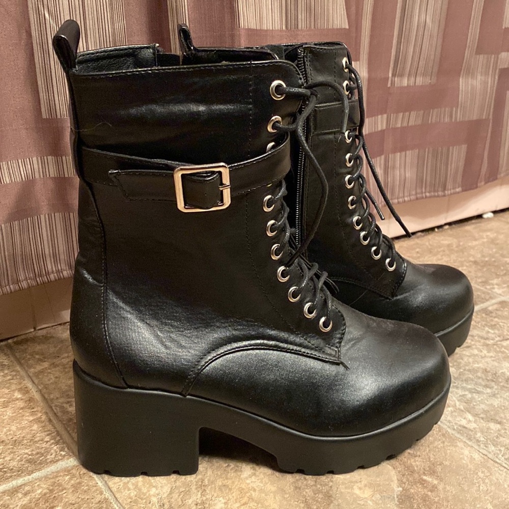 boots sz 7.5